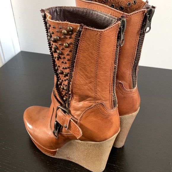 Genuine leather wedge platform high heel boot - Picture 12 of 13